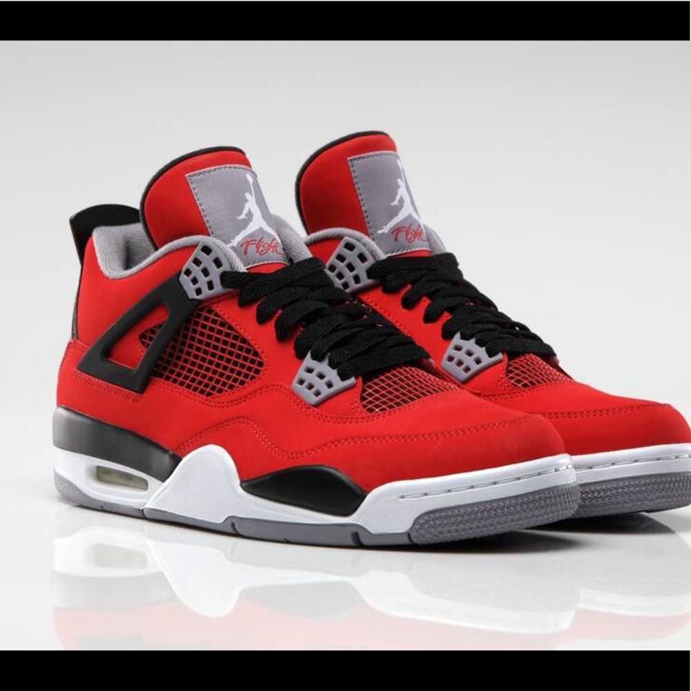 Red Toro 4’s